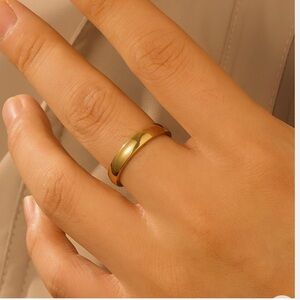 Elegant Gold Band Ring - stainless steel comfort band 4mm - NEW ❤️ His & Hers